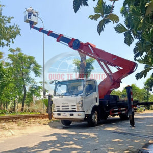 xe nâng isuzu 24m