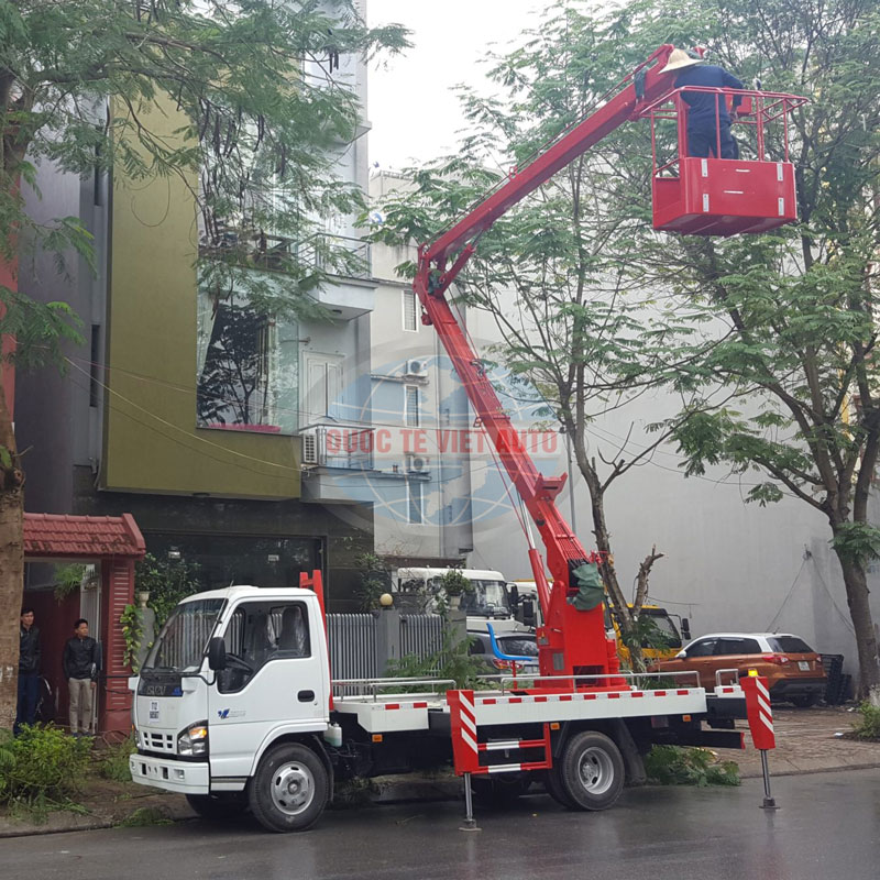 xe-nang-nguoi-isuzu-cao-18m xe nâng người 18m isuzu